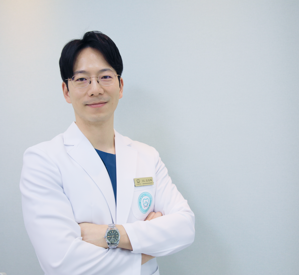 오래된 임플란트가 불편할 때, 먼저 확인하는 것